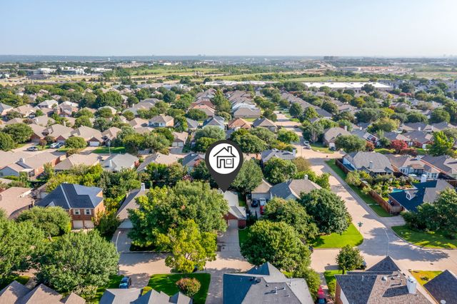 6904 Spring Valley Way, Fort Worth, TX 76132