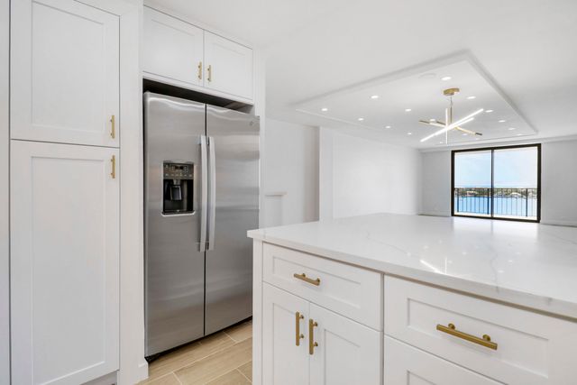 1200 Marine Way 903, North Palm Beach, FL 33408