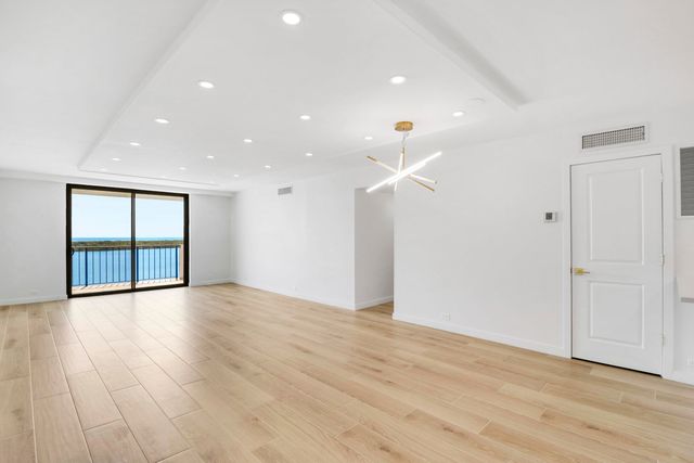 1200 Marine Way 903, North Palm Beach, FL 33408
