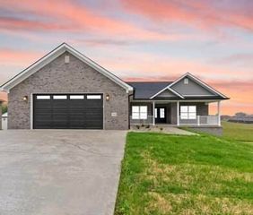 165 Central Park Avenue, Berea, KY 40403