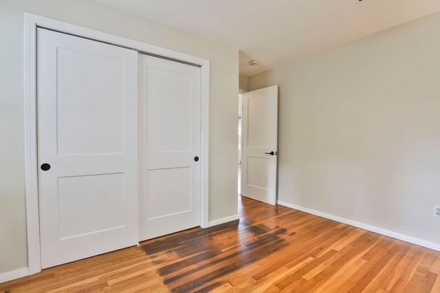 17 Robinson St, Fitchburg, MA 01420