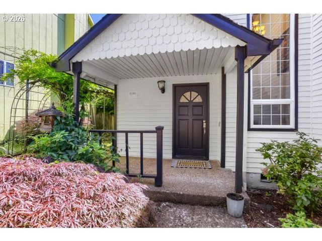 11840 Se TIMBER VALLEY Dr, Happy Valley, OR 97086