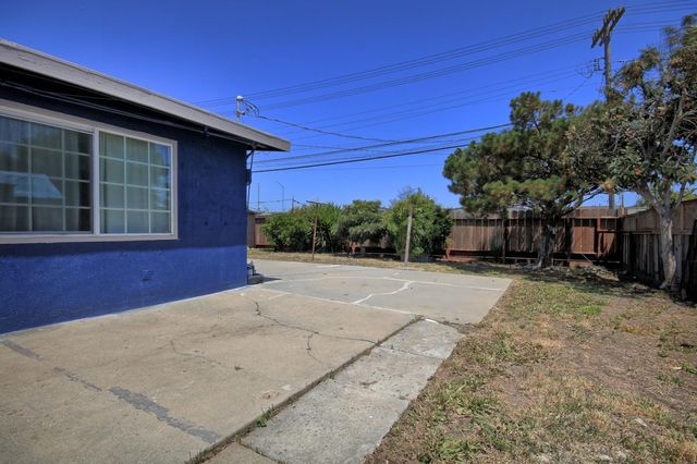 117 Magnolia Drive, Salinas, CA 93905
