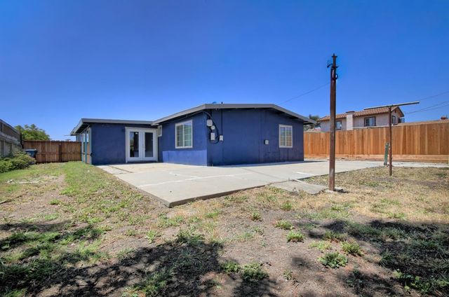 117 Magnolia Drive, Salinas, CA 93905