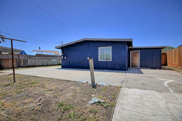 117 Magnolia Drive, Salinas, CA 93905