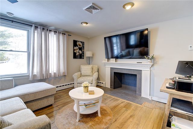 32 Harrington Drive, Johnston, RI 02919