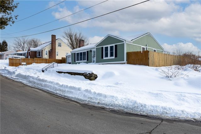 32 Harrington Drive, Johnston, RI 02919