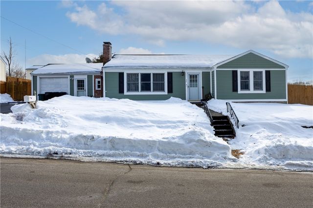 32 Harrington Drive, Johnston, RI 02919