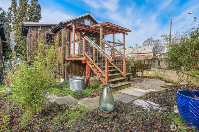 3868 16th Avenue SW, Seattle, WA 98106