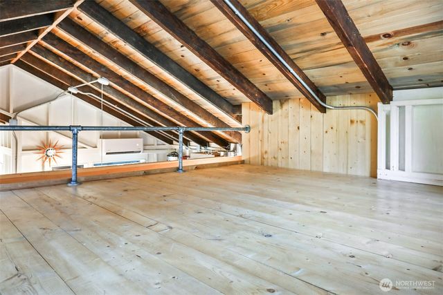 3868 16th Avenue SW, Seattle, WA 98106
