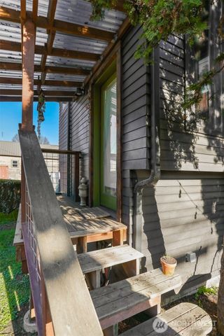 3868 16th Avenue SW, Seattle, WA 98106
