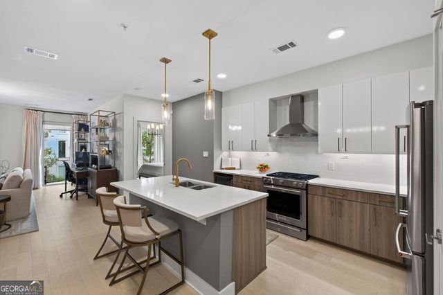 775 Juniper Street NE 328, Atlanta, GA 30308