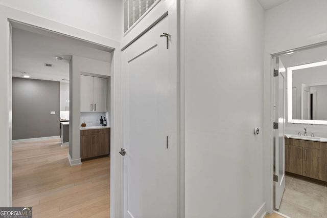 775 Juniper Street NE 328, Atlanta, GA 30308