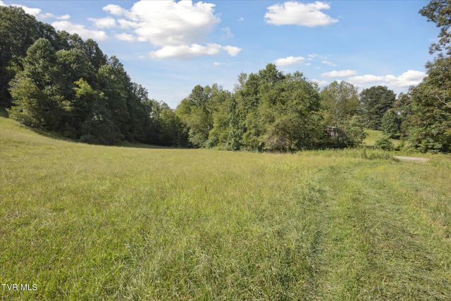 000 Long Hollow Road, Nickelsville, VA 24271