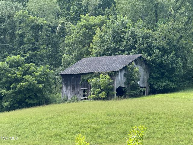 000 Long Hollow Road, Nickelsville, VA 24271