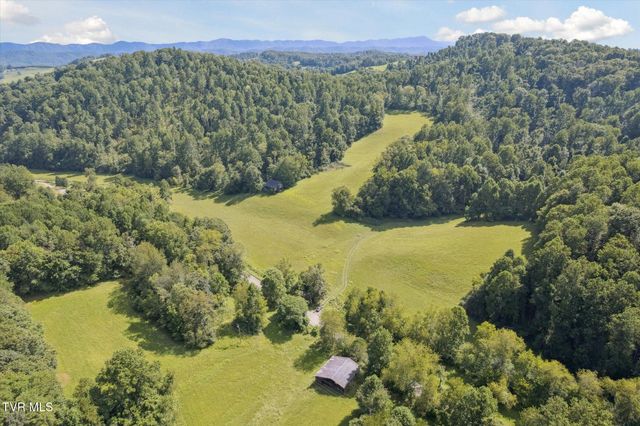 000 Long Hollow Road, Nickelsville, VA 24271