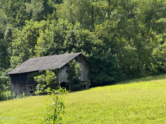 000 Long Hollow Road, Nickelsville, VA 24271