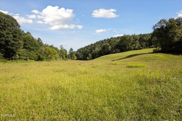 000 Long Hollow Road, Nickelsville, VA 24271