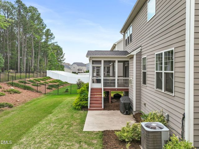 174 Two Creeks Loop, Chapel Hill, NC 27517