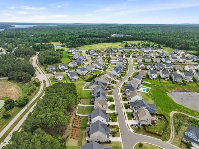 174 Two Creeks Loop, Chapel Hill, NC 27517