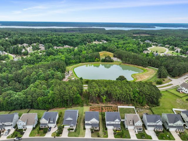174 Two Creeks Loop, Chapel Hill, NC 27517