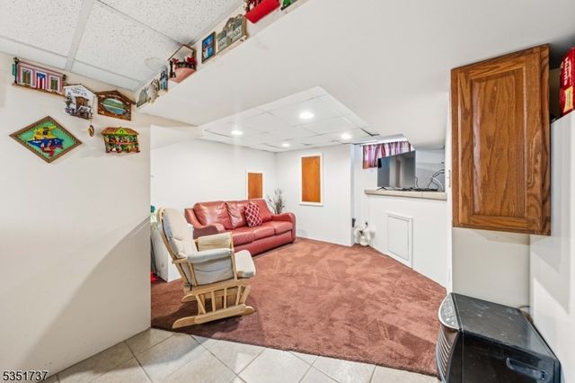 426 Walnut St, Roselle Boro, NJ 07203