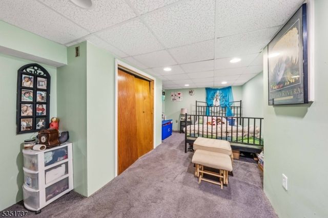 426 Walnut St, Roselle Boro, NJ 07203