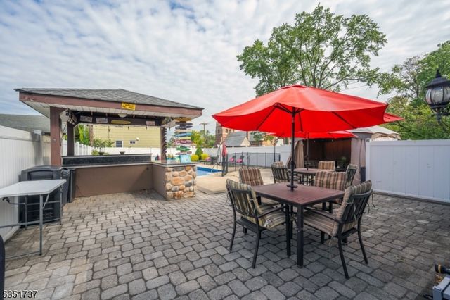 426 Walnut St, Roselle Boro, NJ 07203