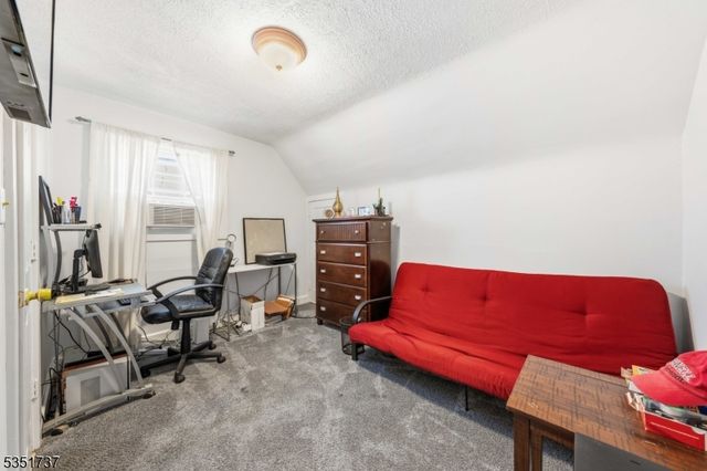 426 Walnut St, Roselle Boro, NJ 07203