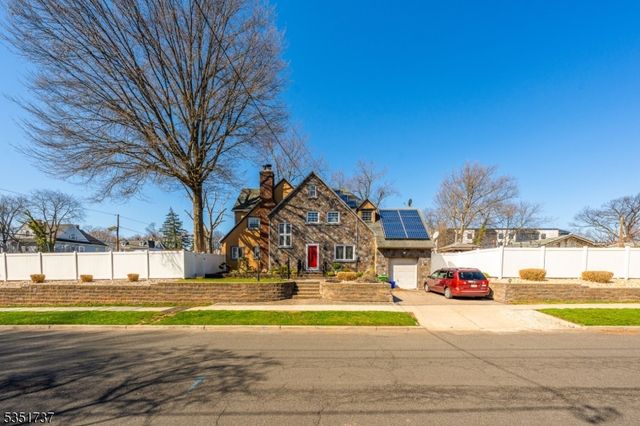 426 Walnut St, Roselle Boro, NJ 07203