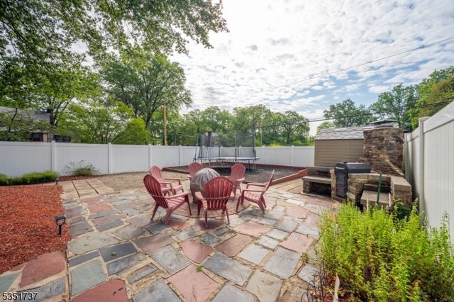 426 Walnut St, Roselle Boro, NJ 07203