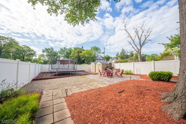 426 Walnut St, Roselle Boro, NJ 07203