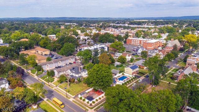 426 Walnut St, Roselle Boro, NJ 07203