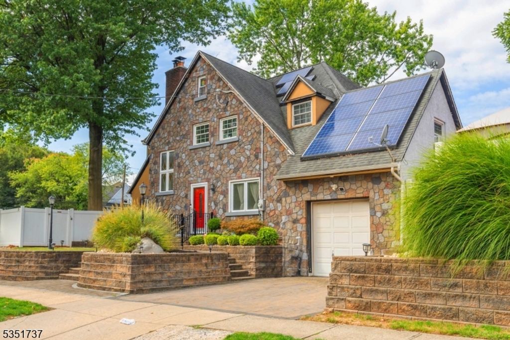 426 Walnut St, Roselle Boro, NJ 07203 — photo 2