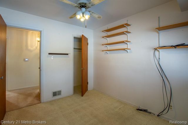 3822 Whittier Avenue, Flint, MI 48506