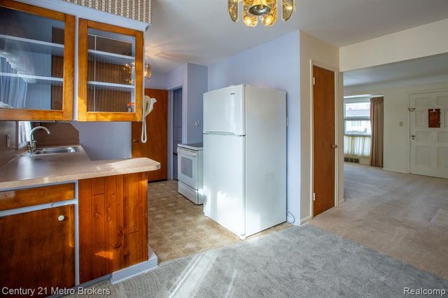 3822 Whittier Avenue, Flint, MI 48506