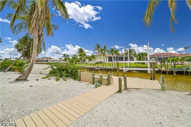 17611 Boat Club DR, Fort Myers, FL 33908