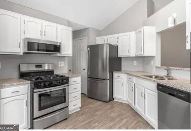 956 Forest Path, Stone Mountain, GA 30088