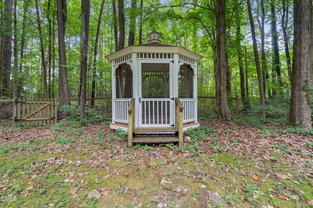 3920 Maplefield Drive, Raleigh, NC 27613
