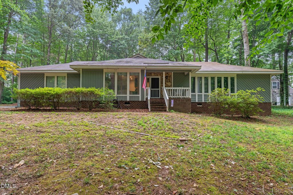 3920 Maplefield Drive, Raleigh, NC 27613