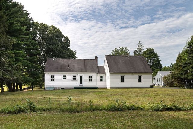276 Cambridge Tpke, Lincoln, MA 01773