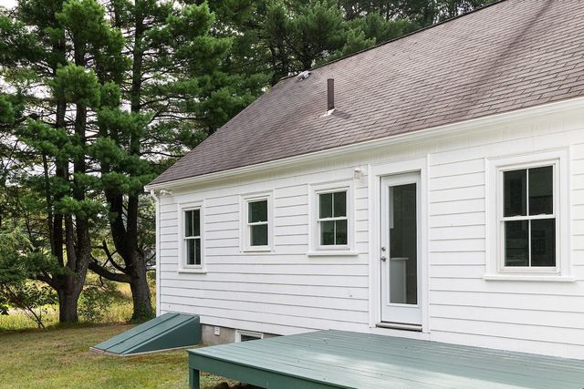 276 Cambridge Tpke, Lincoln, MA 01773