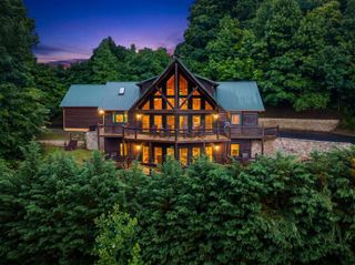 101 Cletus Way, Hiawassee, GA 30546