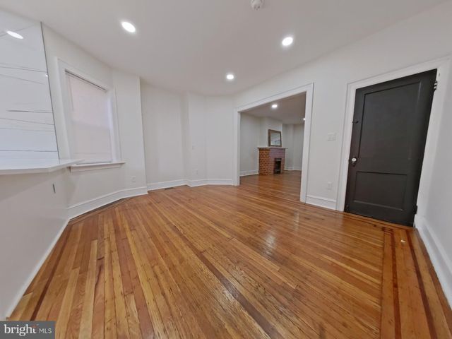 4622 LOCUST ST, Philadelphia, PA 19139