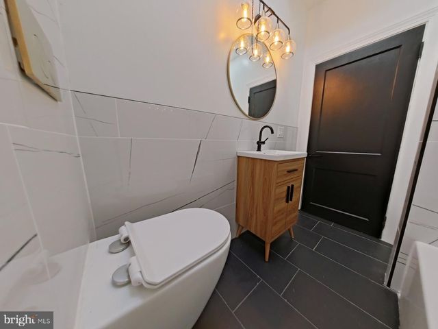 4622 LOCUST ST, Philadelphia, PA 19139