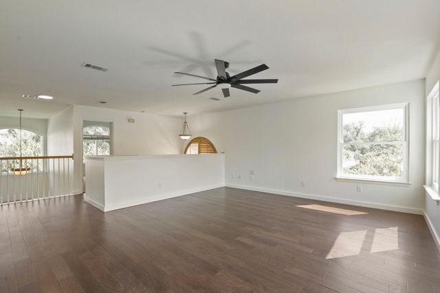 12052 Tulare DR, Austin, TX 78738