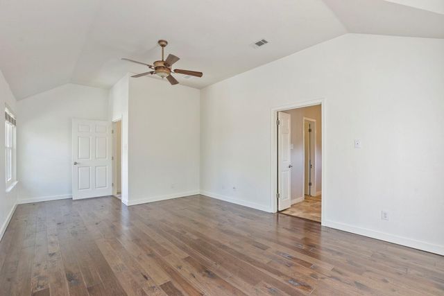 12052 Tulare DR, Austin, TX 78738