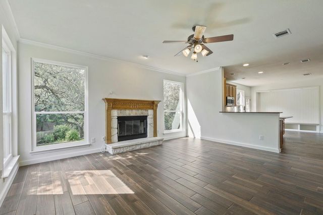 12052 Tulare DR, Austin, TX 78738