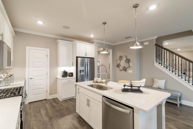 3648 Pierside Drive, Hermitage, TN 37076