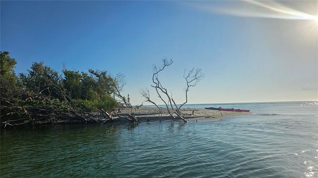 1013 W PEPPERTREE DRIVE 115, Sarasota, FL 34242